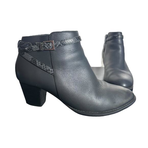 Vionic Upton Gray Leather Ankle Boots 7.5 Block Heel Comfort Orthotic - Picture 1 of 13